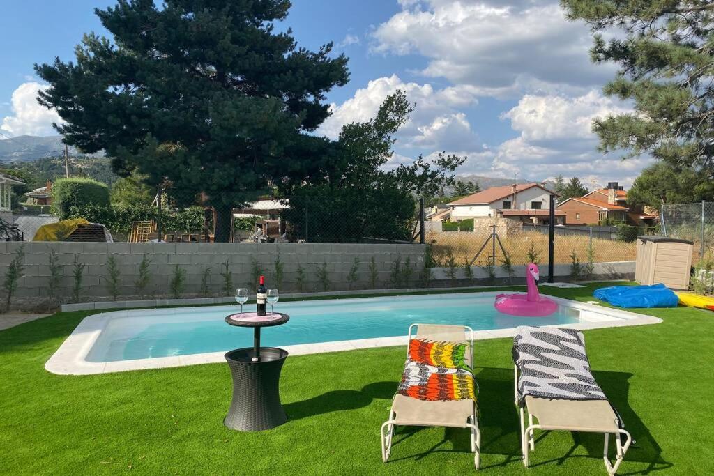 Charming Apartment In Becerril De La Sierra Buitenkant foto