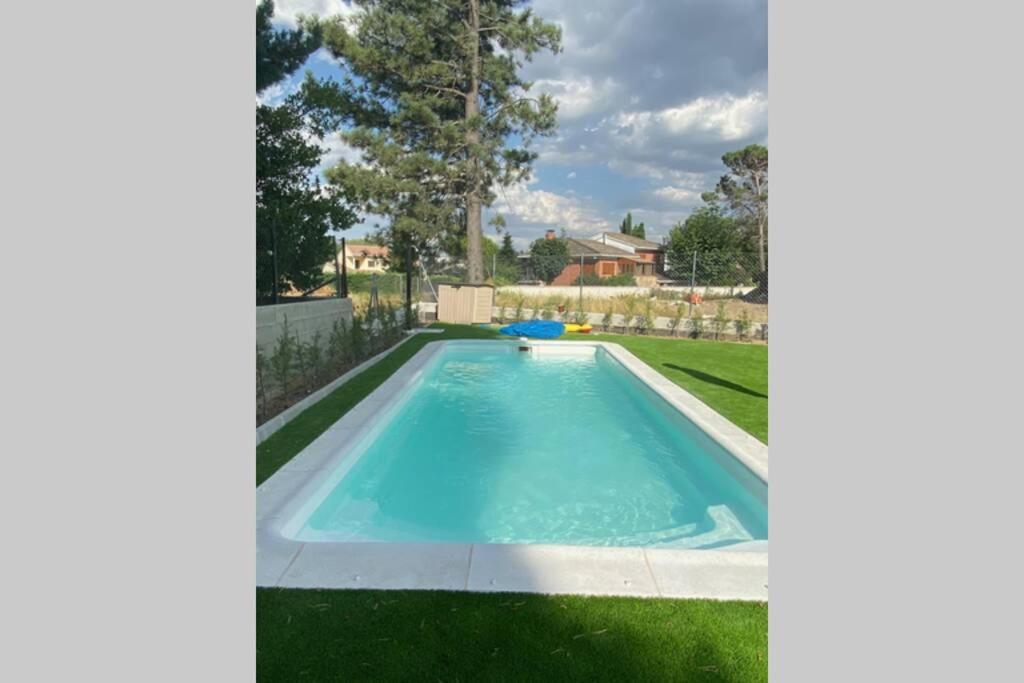 Charming Apartment In Becerril De La Sierra Buitenkant foto